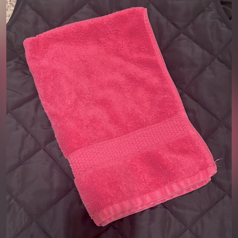 Cynthia Rowley Vibrant Pink Hand Towel